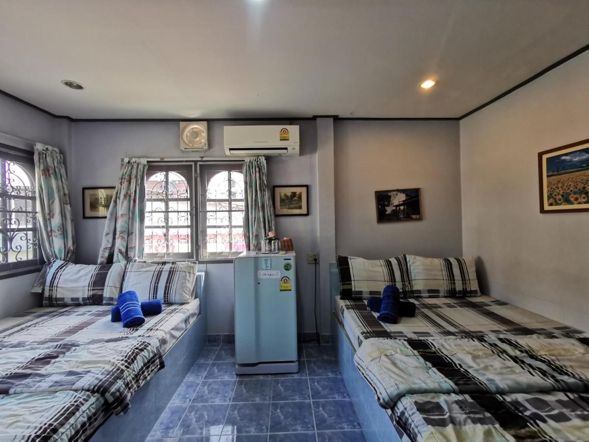 Samiya Guesthouse Bangsaen Extérieur photo