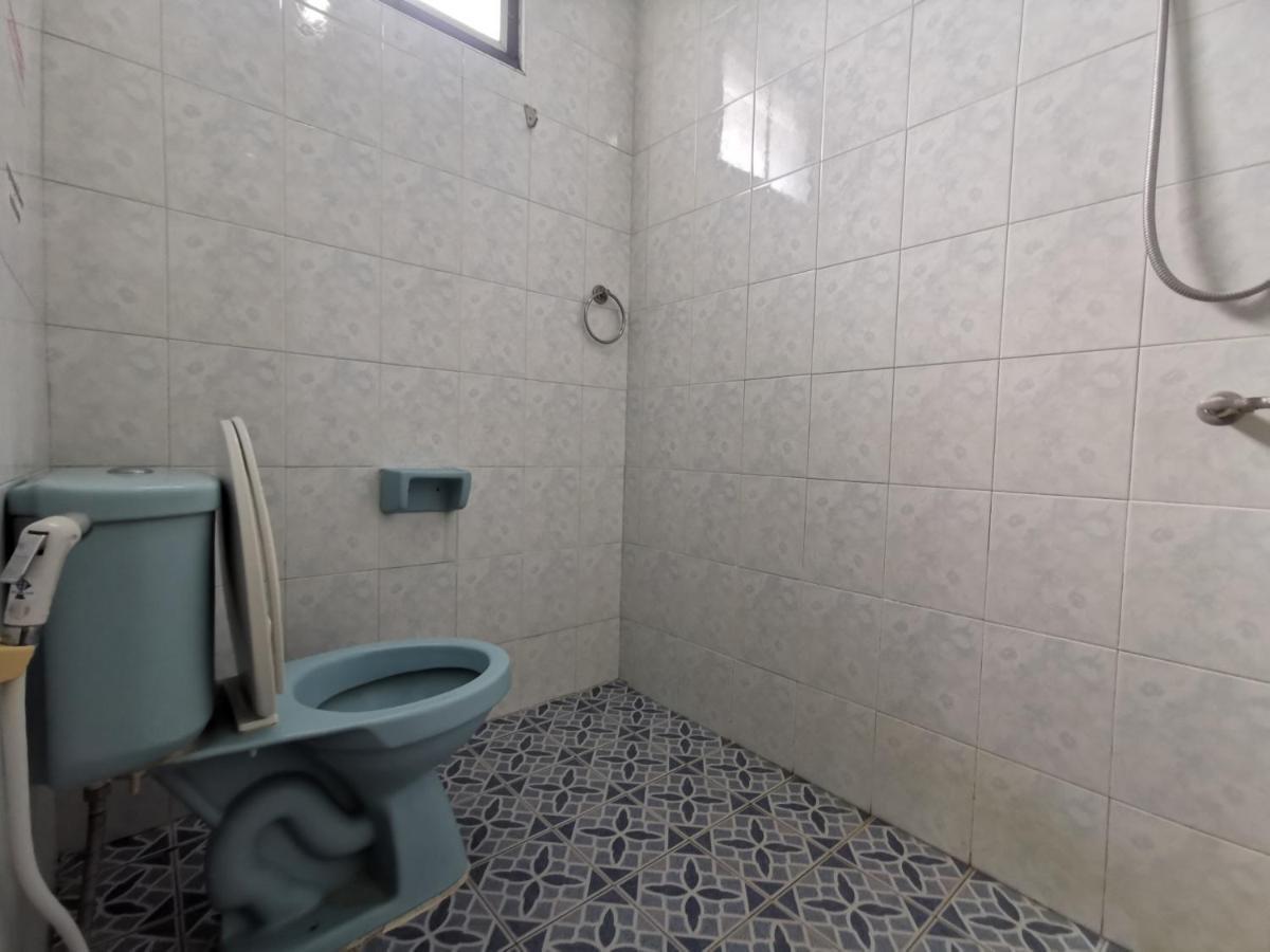 Samiya Guesthouse Bangsaen Extérieur photo