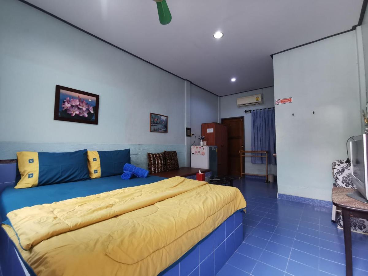 Samiya Guesthouse Bangsaen Extérieur photo
